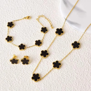 4 pieces - Charming Five-leaf Flower Jewelry Set